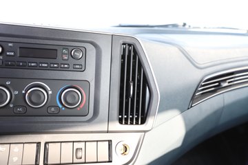 ������������M3V 4.5L���� 260���� 4X2 ��ʿ��8�� ��ɲ 6.8���Ű��դʽ�ػ���ͼƬ