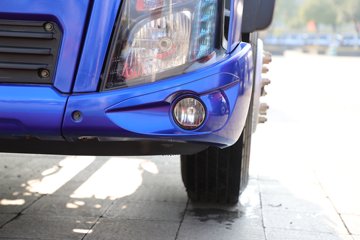 ������������M3V 4.5L���� 260���� 4X2 ��ʿ��8�� ��ɲ 6.8���Ű��դʽ�ػ���ͼƬ