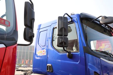 ������������M3V 4.5L���� 260���� 4X2 ��ʿ��8�� ��ɲ 6.8���Ű��դʽ�ػ���ͼƬ