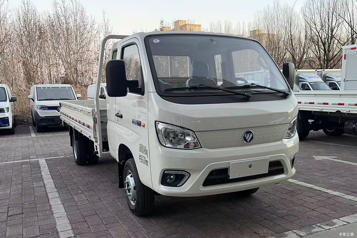 福田祥菱M2 3.8米排半纯电动栏板微卡 宁德时代55.64kWh