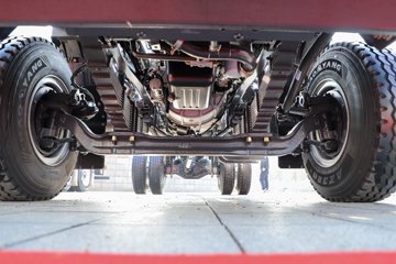 ������������H5 6.4L���� 300���� 4X2 ��ʿ��12�� 5.3����ж��ͼƬ