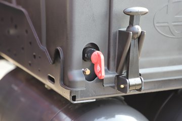 ������������H5 6.4L���� 300���� 4X2 ��ʿ��12�� 5.3����ж��ͼƬ