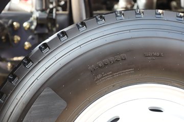 ������������H5 6.4L���� 300���� 4X2 ��ʿ��12�� 5.3����ж��ͼƬ