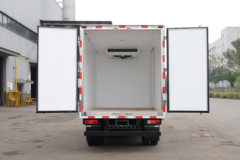 福田祥菱M2 4X2 3.75米单排纯电动冷藏车(重特牌)55.7kWh