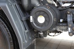 东风柳汽乘龙H7 400马力 8X4 散装饲料运输车(运力牌)