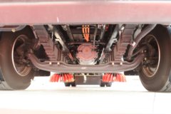 东风柳汽新乘龙M3 4X2 纯电动洗扫车(福龙马牌) 宁德时代281.92kWh