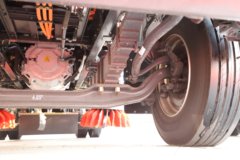 东风柳汽新乘龙M3 4X2 纯电动洗扫车(福龙马牌) 宁德时代281.92kWh