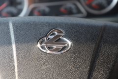 东风柳汽新乘龙M3 4X2 纯电动洗扫车(福龙马牌) 宁德时代281.92kWh