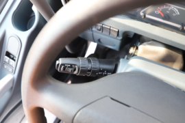 新乘龙M3&nbsp;扫路车驾驶室图片