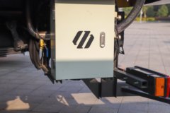 东风柳汽新乘龙M3 4X2 纯电动洗扫车(福龙马牌) 宁德时代281.92kWh