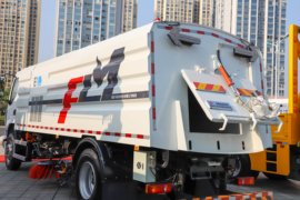 新乘龙M3&nbsp;扫路车上装图片