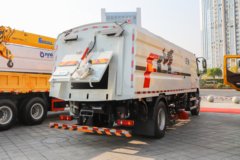 东风柳汽新乘龙M3 4X2 纯电动洗扫车(福龙马牌) 宁德时代281.92kWh