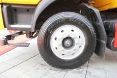 东风柳汽乘龙L3 200马力 4X2 防撞缓冲车(延龙牌)