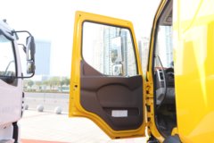 东风柳汽乘龙L3 200马力 4X2 防撞缓冲车(延龙牌)