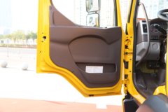 东风柳汽乘龙L3 200马力 4X2 防撞缓冲车(延龙牌)