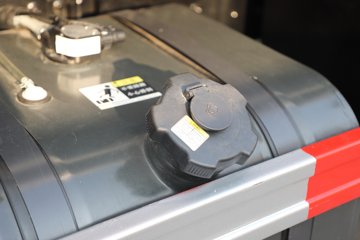 ������������L2 170���� 4X2 ���ͳ�(ר����)ͼƬ