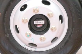 德龙G300&nbsp;冷藏车底盘图片