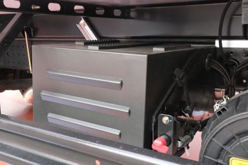 �������ó�����G300 200���� 4X2 ���� ��ʿ��8�� 4.06����س�ͼƬ