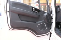 陕汽商用车德龙G300 200马力 4X2 柴油 法士特8档 4.06米冷藏车