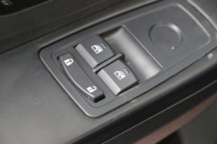 陕汽商用车德龙G300 200马力 4X2 柴油 法士特8档 4.06米冷藏车