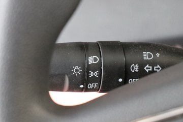 �������ó�����G300 200���� 4X2 ���� ��ʿ��8�� 4.06����س�ͼƬ