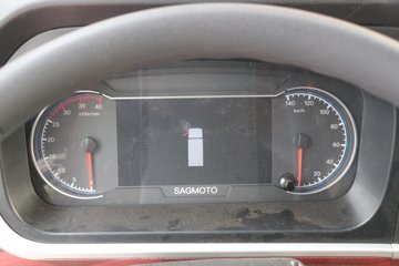 �������ó�����G300 200���� 4X2 ���� ��ʿ��8�� 4.06����س�ͼƬ