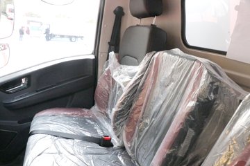 �������ó�����G300 200���� 4X2 ���� ��ʿ��8�� 4.06����س�ͼƬ