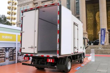 �������ó�����G300 200���� 4X2 ���� ��ʿ��8�� 4.06����س�ͼƬ