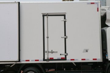 �������ó�����G300 200���� 4X2 ���� ��ʿ��8�� 4.06����س�ͼƬ