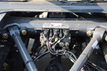 ������������H7pro ½���� 610���� 6X4 AMT�Զ��� ǣ����ͼƬ