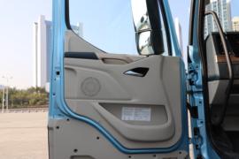 乘龙H7pro&nbsp;牵引车驾驶室                                               图片