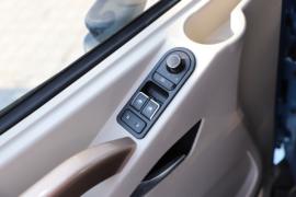 乘龙H7pro&nbsp;牵引车驾驶室                                               图片