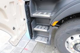 乘龙H7pro&nbsp;牵引车驾驶室                                               图片