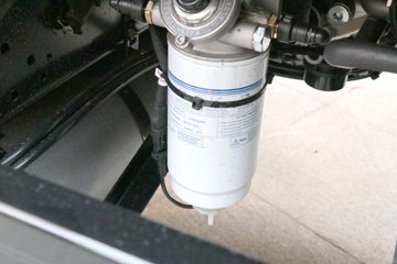 �������ó� ����G1 4.2L���� 200���� 4X2 ��ʿ��8�� 4���Ű���ж��ͼƬ