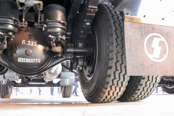 �������ó� ����G1 4.2L���� 200���� 4X2 ��ʿ��8�� 4���Ű���ж��ͼƬ