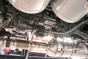 �������ó� ����G1 4.2L���� 200���� 4X2 ��ʿ��8�� 4���Ű���ж��ͼƬ