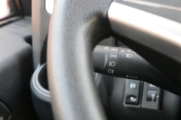 �������ó� ����G1 4.2L���� 200���� 4X2 ��ʿ��8�� 4���Ű���ж��ͼƬ