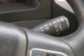 �������ó� ����G1 4.2L���� 200���� 4X2 ��ʿ��8�� 4���Ű���ж��ͼƬ