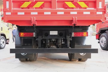 �������ó� ����G1 4.2L���� 200���� 4X2 ��ʿ��8�� 4���Ű���ж��ͼƬ