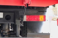 陕汽商用车 德龙G1 4.2L柴油 200马力 4X2 法士特8档 4米排半自卸车