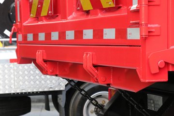 �������ó� ����G1 4.2L���� 200���� 4X2 ��ʿ��8�� 4���Ű���ж��ͼƬ