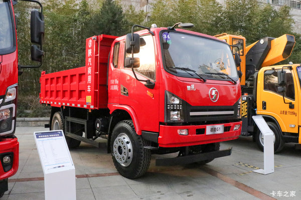 陕汽商用车 德龙G1 4.2L柴油 200马力 4X2 法士特8档 3.75米排半自卸车