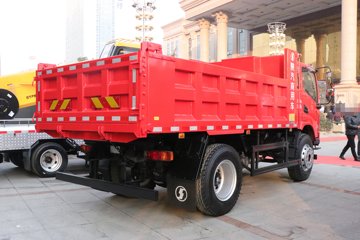 �������ó� ����G1 4.2L���� 200���� 4X2 ��ʿ��8�� 4���Ű���ж��ͼƬ