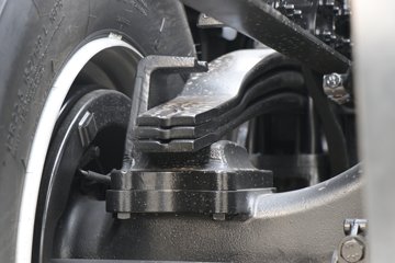 �������ó� ����Q300S 14.8L LNG 540���� 6X4 ��ʿ��12�� �߶�˫�� ǣ����ͼƬ