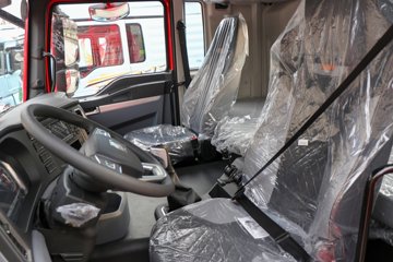 �������ó� ����Q300S 14.8L LNG 540���� 6X4 ��ʿ��12�� �߶�˫�� ǣ����ͼƬ