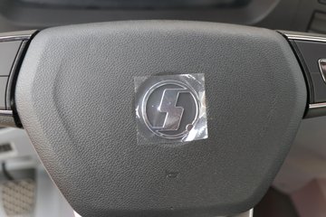 �������ó� ����Q300S 14.8L LNG 540���� 6X4 ��ʿ��12�� �߶�˫�� ǣ����ͼƬ