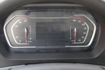 �������ó� ����Q300S 14.8L LNG 540���� 6X4 ��ʿ��12�� �߶�˫�� ǣ����ͼƬ