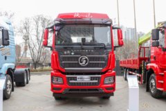 陕汽商用车德御Q300S 14.8L LNG 540马力 6X4 法士特12档 高顶双卧 牵引车
