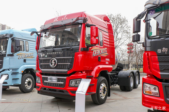 �������ó� ����Q300S 14.8L LNG 540���� 6X4 ��ʿ��12�� �߶�˫�� ǣ����