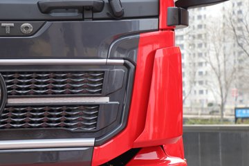 �������ó� ����Q300S 14.8L LNG 540���� 6X4 ��ʿ��12�� �߶�˫�� ǣ����ͼƬ